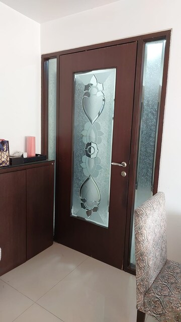 Living Room in 3 BHK Apartment at Chembur – for Rent