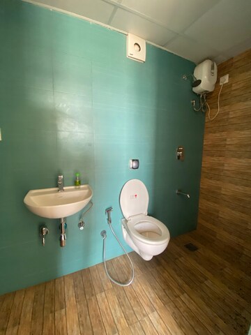 Attached Bathroom in 2 BHK Apartment at Lodha Crown Quality Homes Dombivli, Dombivli East – for Rent