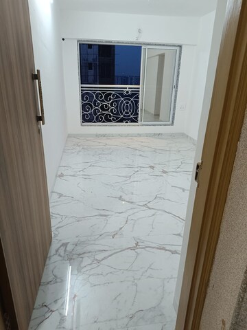 Room in 2 BHK Apartment at Star Sayba Residency, Kurla East – for Rent