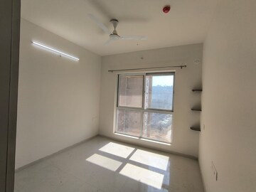 Room in 3 BHK Apartment at Godrej Green Cove, Mahalunge – for Rent