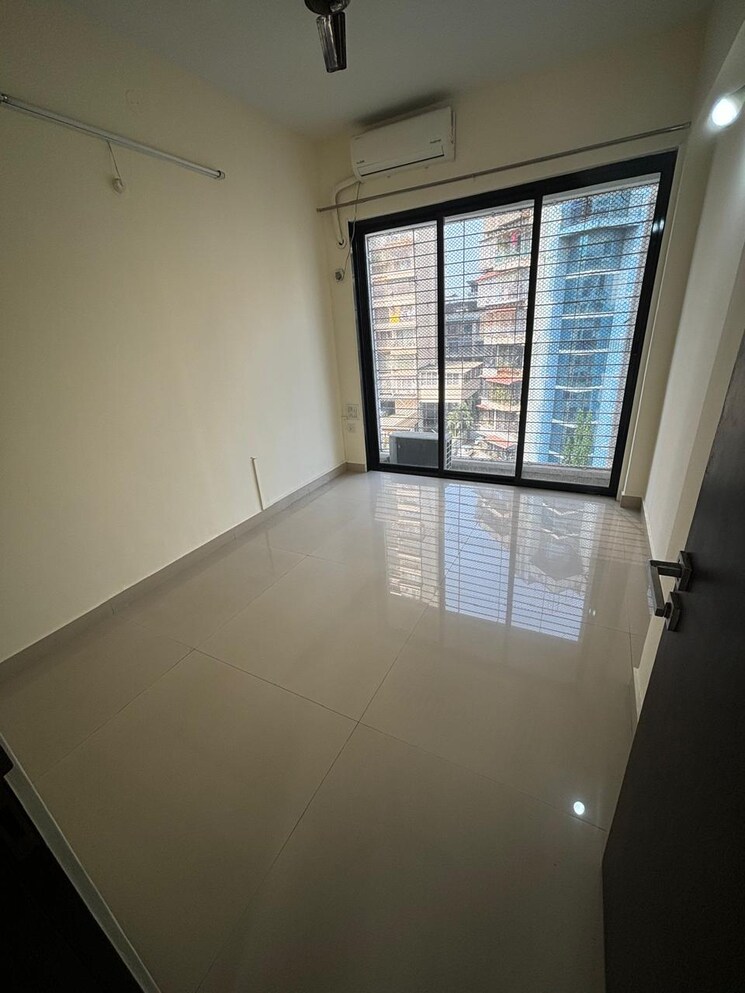 Room, progressive-group-crown 2.5 Bedroom 1400 Sq.Ft. Apartment In Kopar Khairane Navi Mumbai 7962396