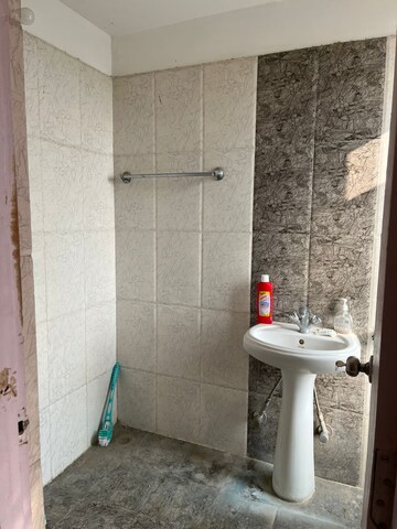 Bathroom in 1 BHK Apartment at AKG Skyline Plaza, Sultanpur Road – for Rent