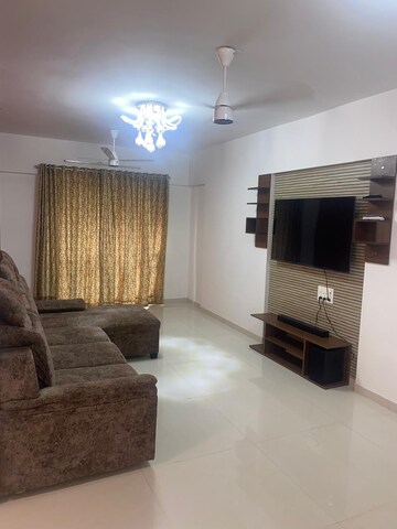 2 BHK Apartment For Rent in Kanakia Spaces Sevens, Andheri East