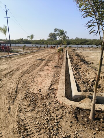  Plot For Sale in Sitapur Road