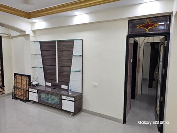 Room in 3 BHK Apartment at Goregaon West – for Sale