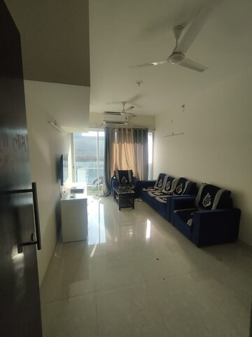 Master Bedroom in 2 BHK Apartment at L & T Seawoods Residences Phase 1 Part A, Seawoods – for Rent