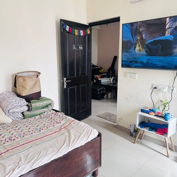 Bedroom in 1.5 BHK Apartment at Raj Nagar Extension – for Rent
