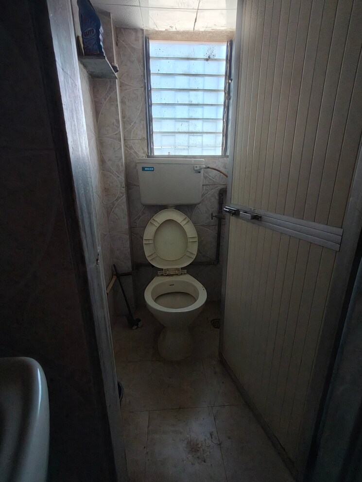 Bathroom, kailash-apartment-borivali 1 Bedroom 530 Sq.Ft. Apartment In Borivali West Mumbai 7963098