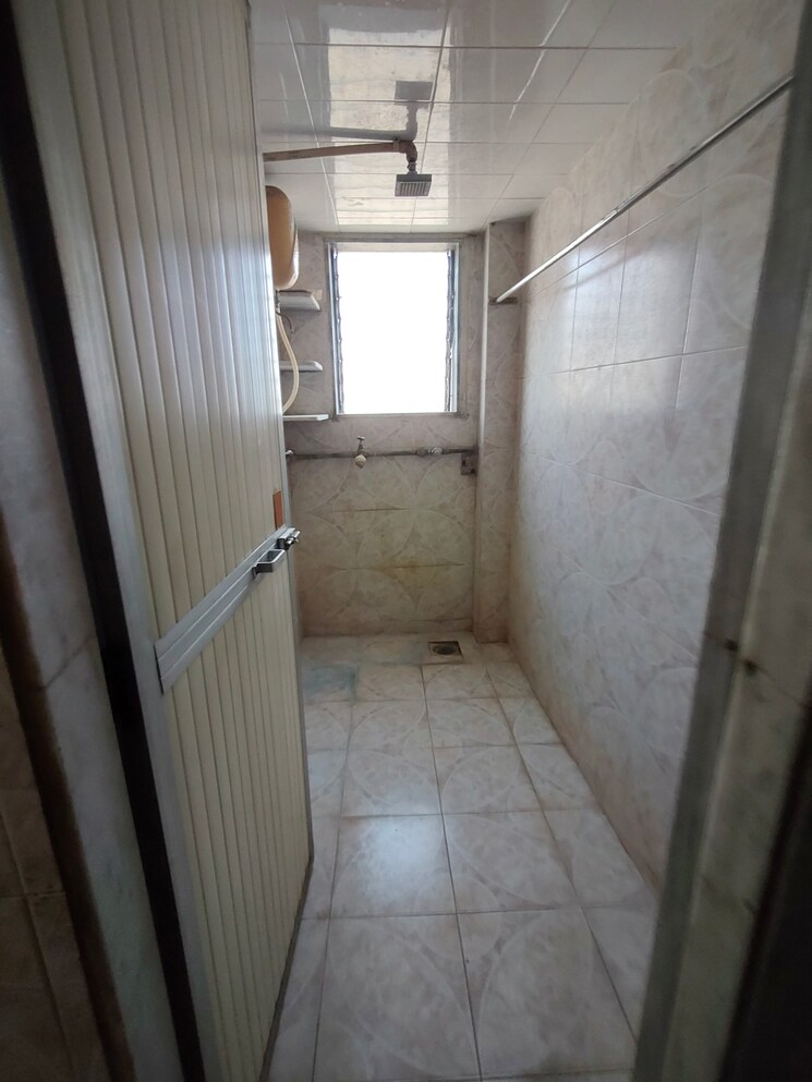 Bathroom, kailash-apartment-borivali 1 Bedroom 530 Sq.Ft. Apartment In Borivali West Mumbai 7963098