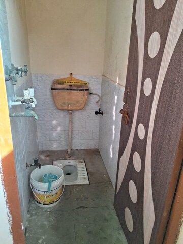 Master Bedroom in 2 BHK Independent House at Sector 30 – for Rent