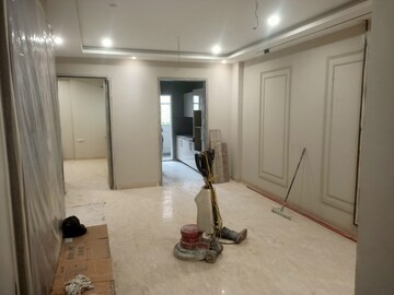 Living Room in 3 BHK Builder Floor at Janakpuri – for Rent