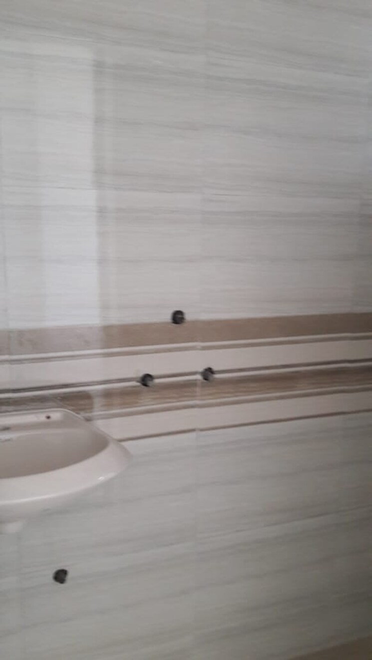 Bathroom, shraddha-infinity 1 Bedroom 350 Sq.Ft. Apartment In Bhandup West Mumbai 7963432
