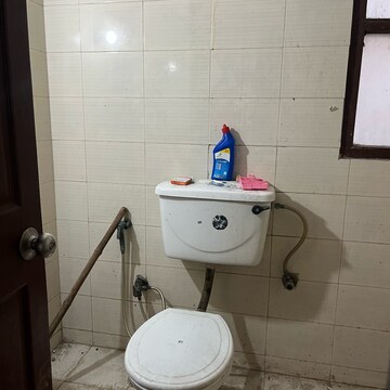Bathroom in 2 BHK Apartment at Sector 61 – for Rent