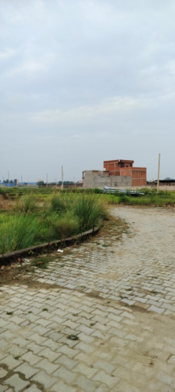  Plot For Sale in Sultanpur Road
