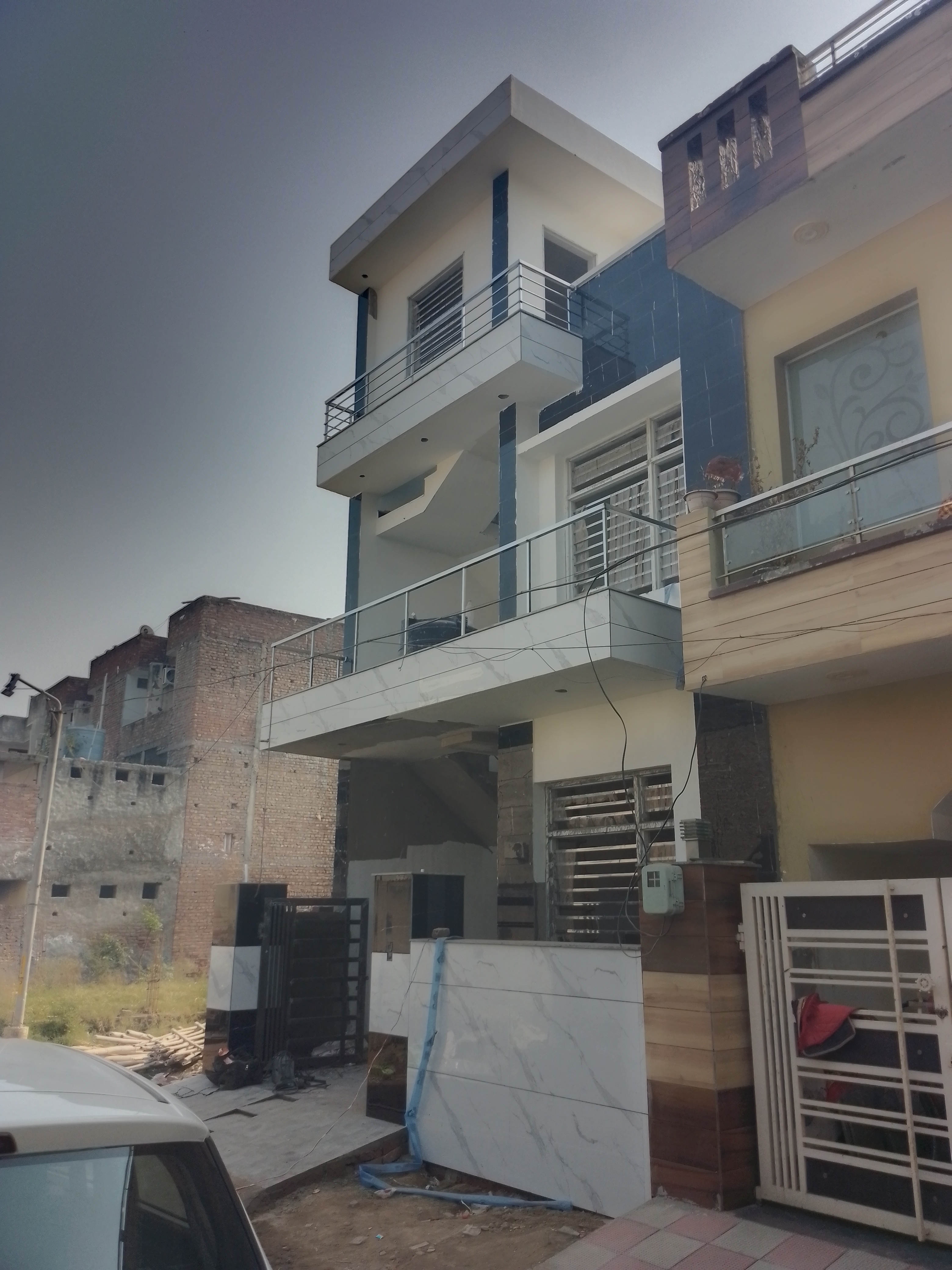 4 BHK + Pooja Room,Servant Room,Study Room,Extra Room Independent House For Sale in Adarsh Nagar 