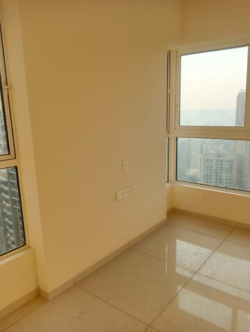 Room in 2 BHK Apartment at Wadhwa Atmosphere O2, Mulund West – for Rent