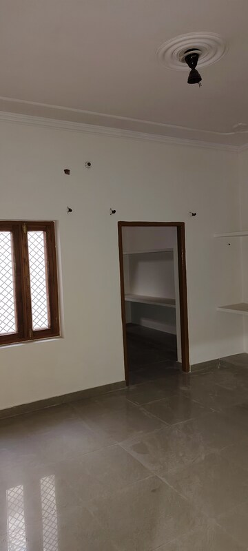 Bedroom in 3 BHK Independent House at Gomti Nagar – for Rent