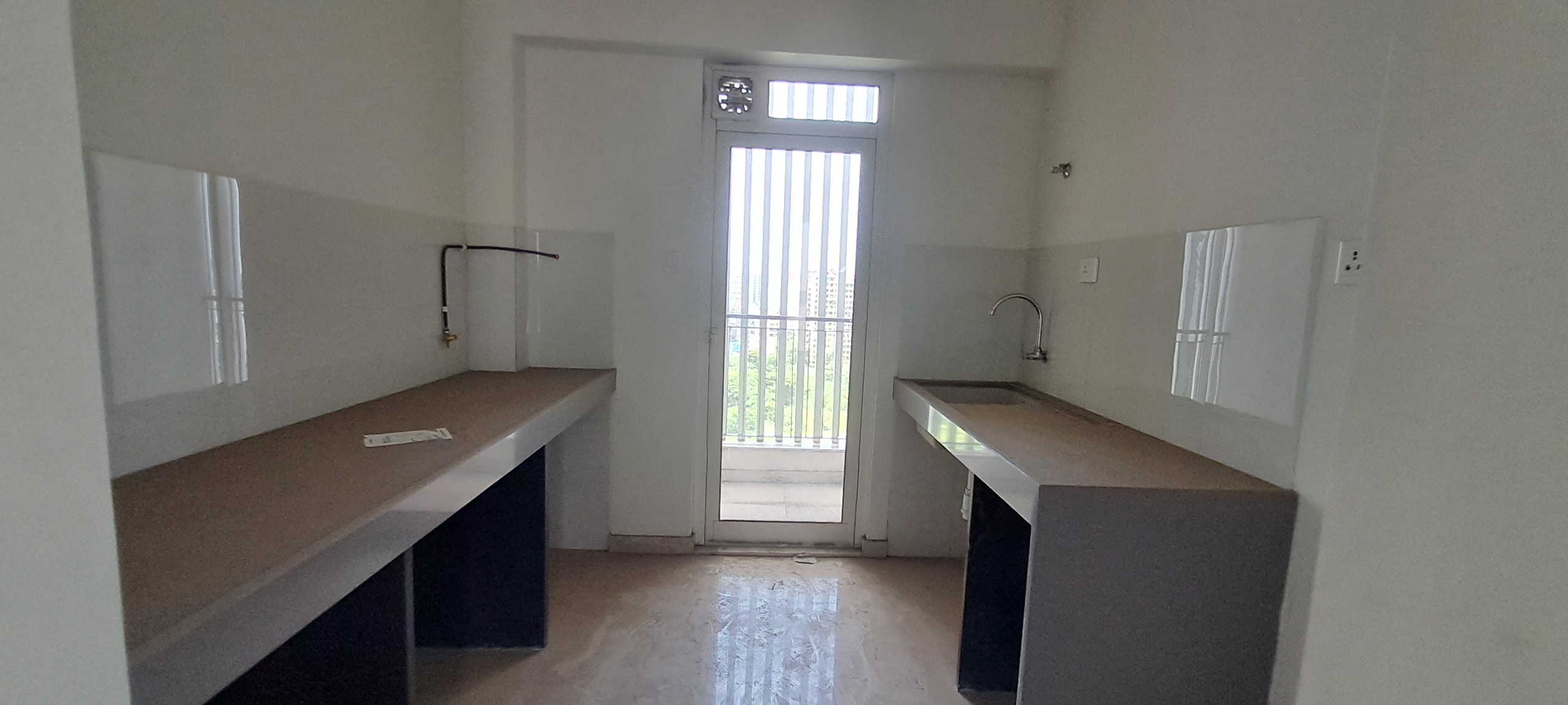 3 BHK + Extra Room 1080 Sq.Ft. Apartment in Godrej The Trees