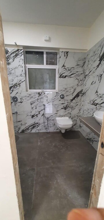 Attached Bathroom in 2.5 BHK Apartment at Platinum Life, Andheri West – for Rent