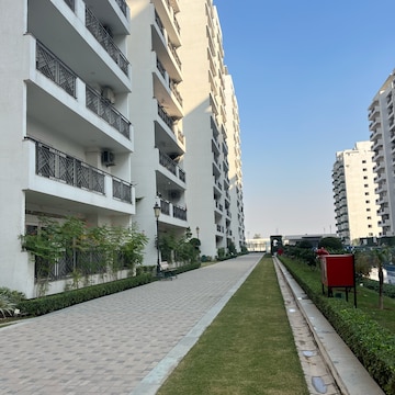 2 BHK Apartment For Resale in Silverglades The Melia Sohna Sector 33 Gurgaon  7963786