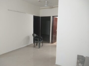 Room in 2 BHK Apartment at Greater Kailash ii – for Rent