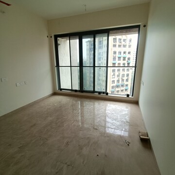 Room in 2 BHK Apartment at Dosti Eastern Bay, Wadala – for Rent