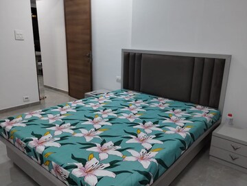Bedroom in 2 BHK Apartment at Platinum Life, Andheri West – for Rent