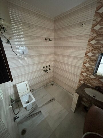 Bathroom in 2 BHK Builder Floor at Shastri Nagar – for Rent