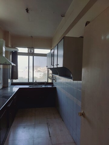 Master Bedroom in 3 BHK Apartment at DLF Regency Park I, Dlf Phase iv – for Rent