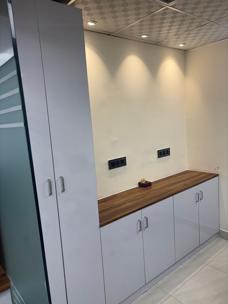 Floor Plan, netaji subhash place Commercial Office Space 400 Sq.Ft. In Netaji Subhash Place Delhi 7964004