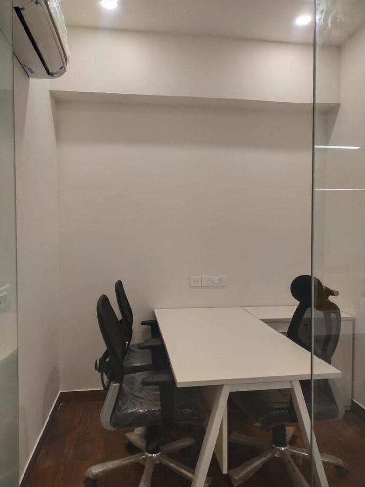 Team Area, netaji subhash place Commercial Office Space 1600 Sq.Ft. In Netaji Subhash Place Delhi 7964024