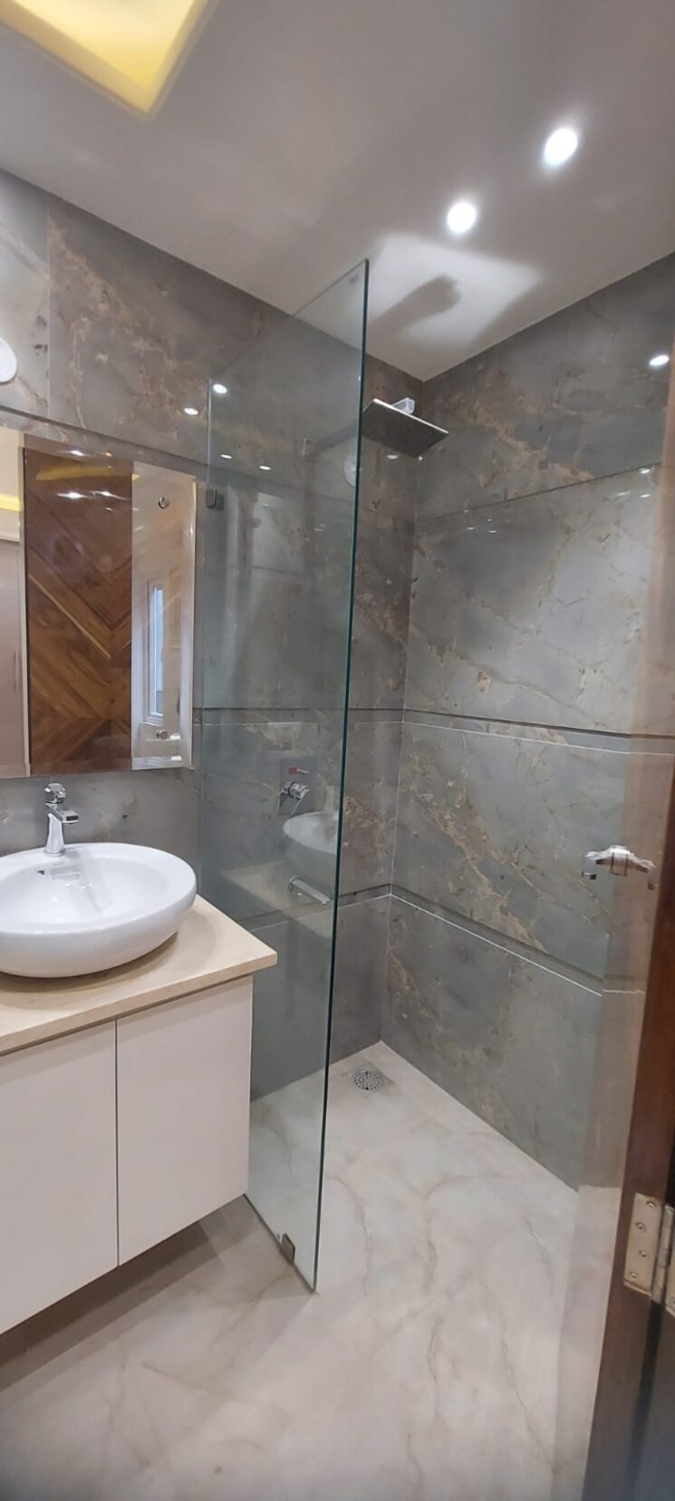 Bathroom, greater kailash ii 3 Bedroom 1267 Sq.Ft. Apartment In Greater Kailash ii Delhi 7964011