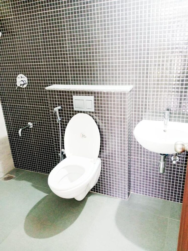 Bathroom, lodha-palava-city 2 Bedroom 753 Sq.Ft. Apartment In Dombivli East Thane 7964038