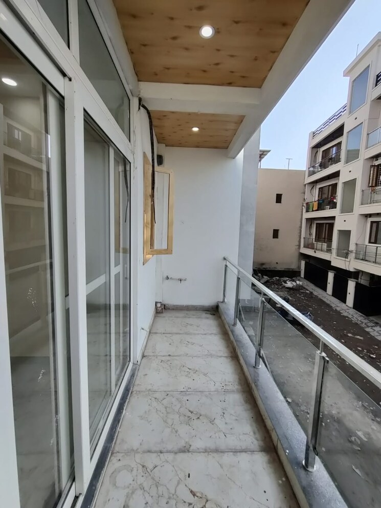 Balcony, gms road 3 Bedroom 1450 Sq.Ft. Builder Floor In Gms Road Dehradun 7964086