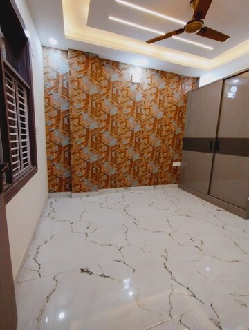 Bedroom in 1 BHK Builder Floor at Acharya Puri CHS, Krishna Colony – for Rent