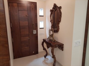 Furnished Amenities in 3 BHK Apartment at Greater Kailash ii – for Rent