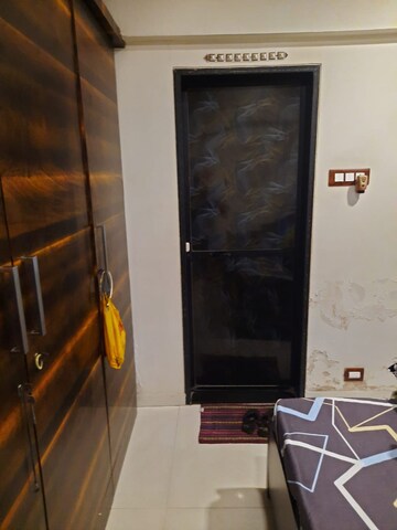 Room in 2 BHK Apartment at Shanti Madhuban CHS, Kopar Khairane – for Rent