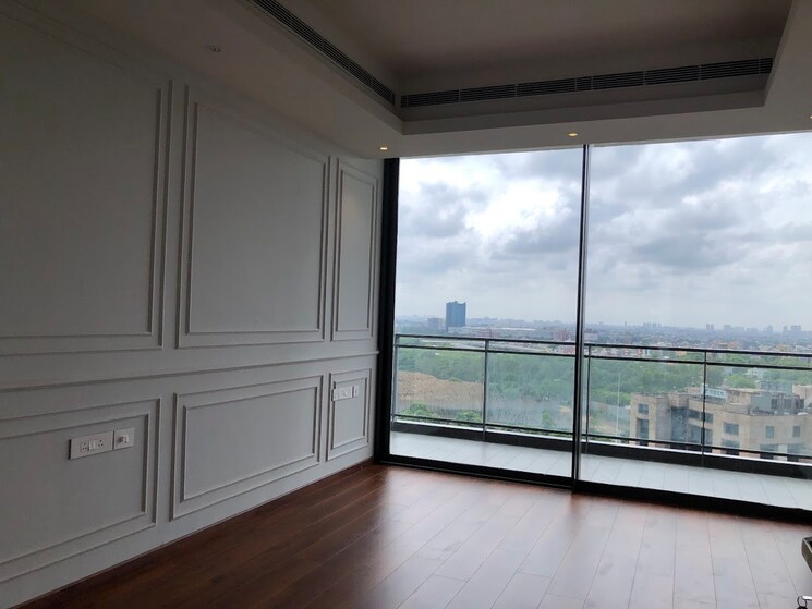 Room, suncity-platinum-towers 4 Bedroom 4175 Sq.Ft. Apartment In Sector 28 Gurgaon 7964328