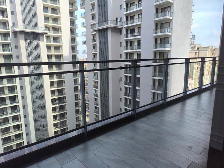 Balcony, suncity-platinum-towers 4 Bedroom 4175 Sq.Ft. Apartment In Sector 28 Gurgaon 7964328