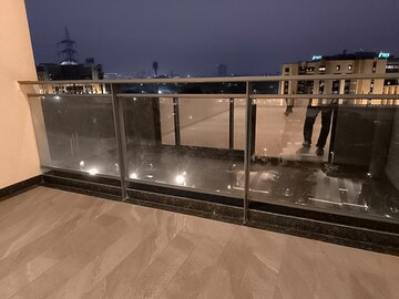 Balcony in 4 BHK Apartment at Suncity Platinum Towers, Sector 28 – for Rent