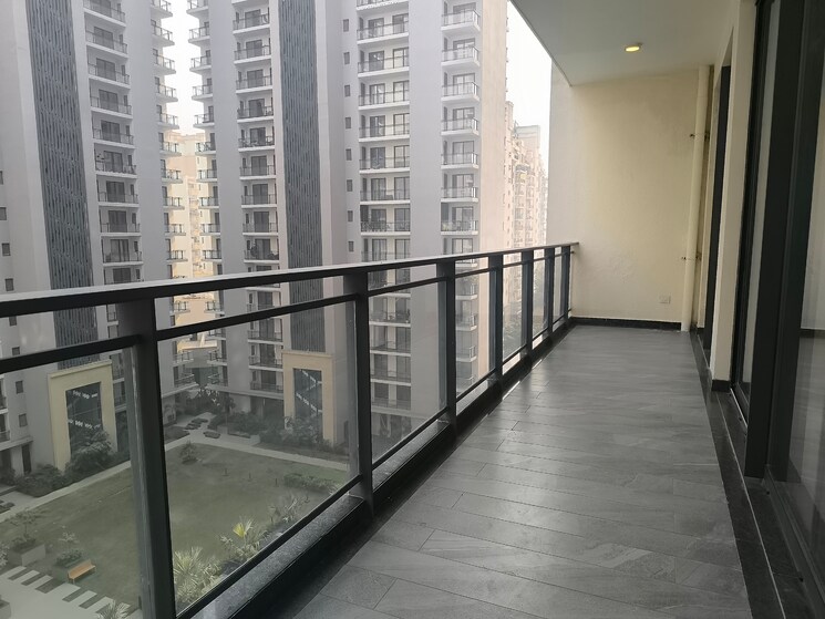 Balcony, suncity-platinum-towers 4 Bedroom 4175 Sq.Ft. Apartment In Sector 28 Gurgaon 7964328