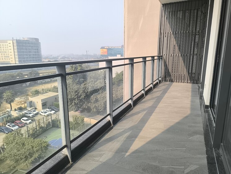 Balcony, suncity-platinum-towers 4 Bedroom 4175 Sq.Ft. Apartment In Sector 28 Gurgaon 7964328