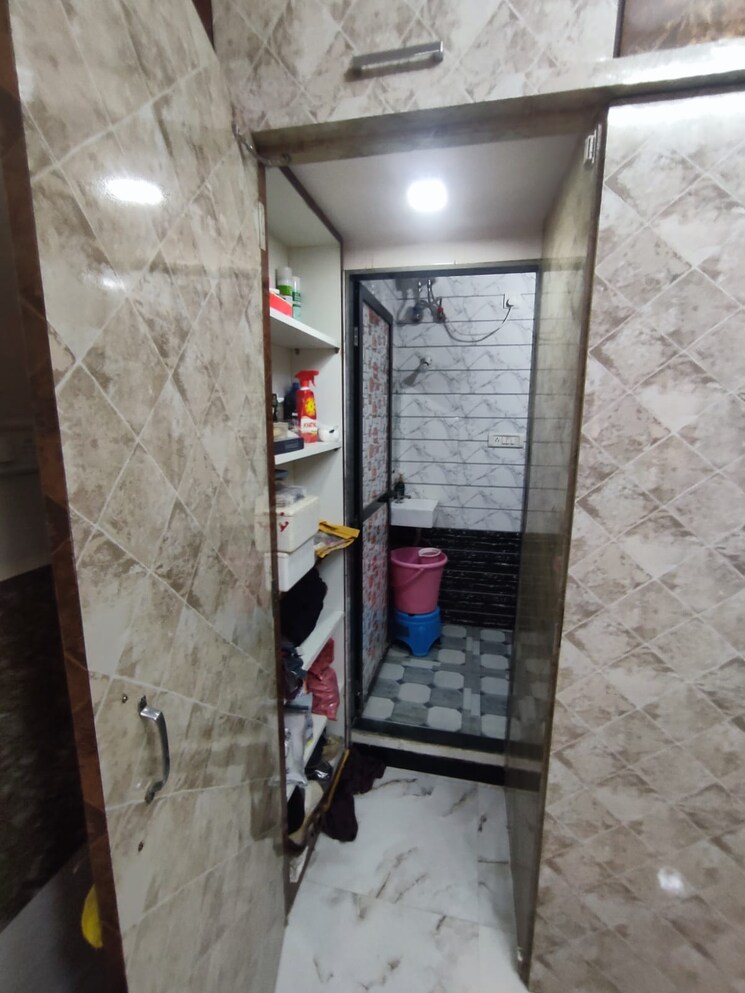 Bathroom, dattatray-niwas 4 Bedroom 1500 Sq.Ft. Apartment In Kopar Khairane Navi Mumbai 7964335