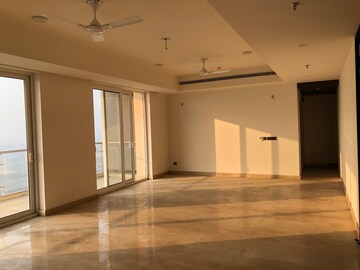 Room in 3 BHK Apartment at Mahindra Luminare, Sector 59 – for Rent