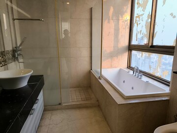 Bathroom in 3 BHK Apartment at M3M Golf Estate, Sector 65 – for Rent