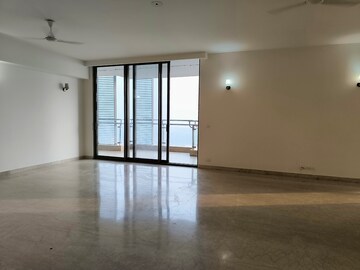 Room in 3 BHK Apartment at M3M Golf Estate, Sector 65 – for Rent