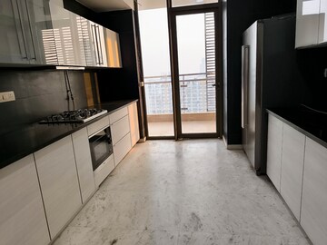 Kitchen in 3 BHK Apartment at M3M Golf Estate, Sector 65 – for Rent