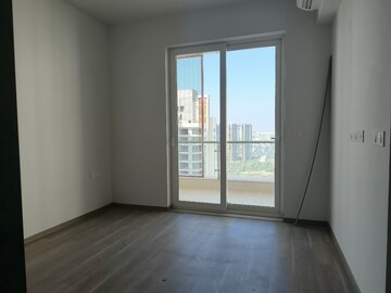 Room in 3 BHK Apartment at Conscient Hines Elevate, Sector 59 – for Rent