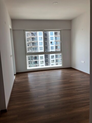 Room in 3 BHK Apartment at Conscient Hines Elevate, Sector 59 – for Rent