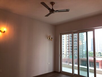Room in 3 BHK Apartment at Conscient Hines Elevate, Sector 59 – for Rent